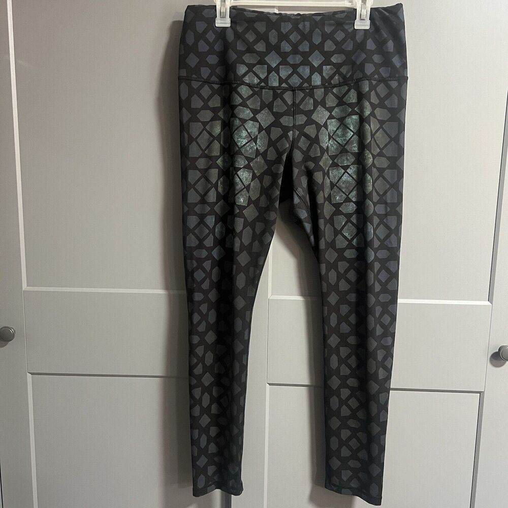 Printed Black High-Waist Active Leggings